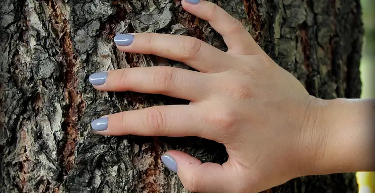 Pielęgnacja paznokci w ciąży - mity i fakty