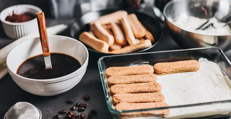 Tiramisu w ciąży: czy bezpieczne? Prosty przepis